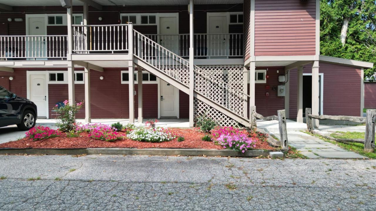 The Putney Inn Экстерьер фото